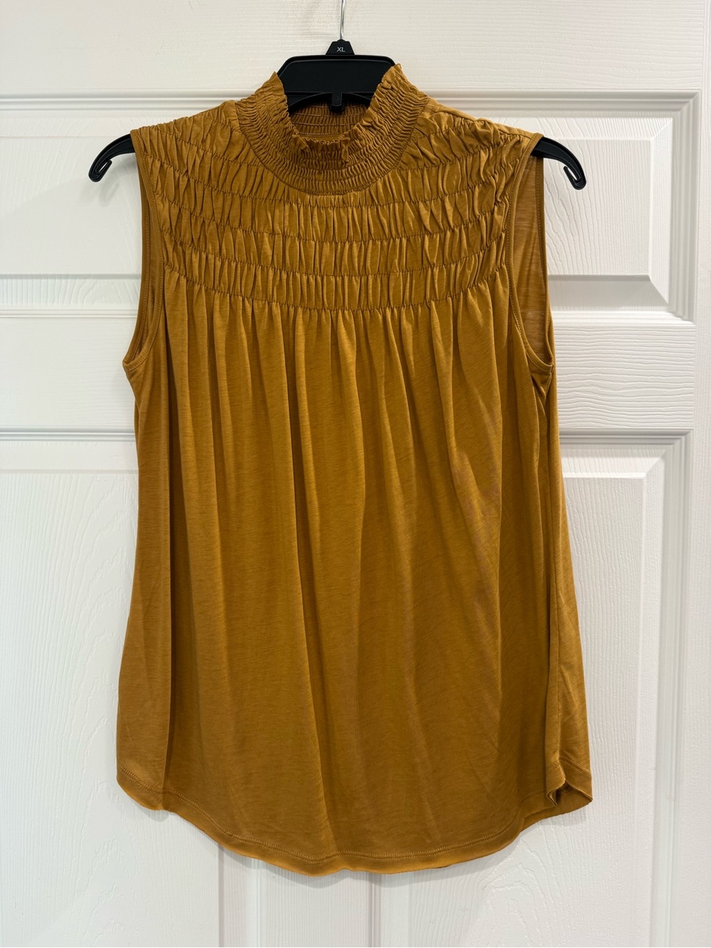 Sundance Everyday Essence smocked sleeveless Tank Top golden yellow Women’s Med